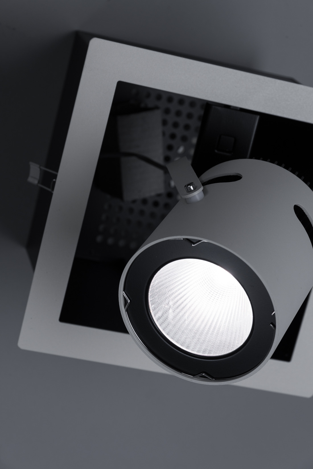 2000000049366 Встраиваемый светильник Searchlight ELECTRORETRO  - Вид №2