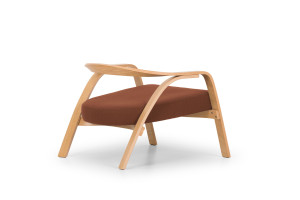 Кресло с подлокотниками