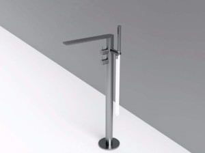 Смеситель для ванны из нержавеющей стали с ручным душем