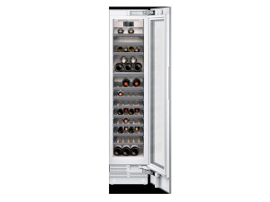 Встроенный холодильник с стеклянной дверью