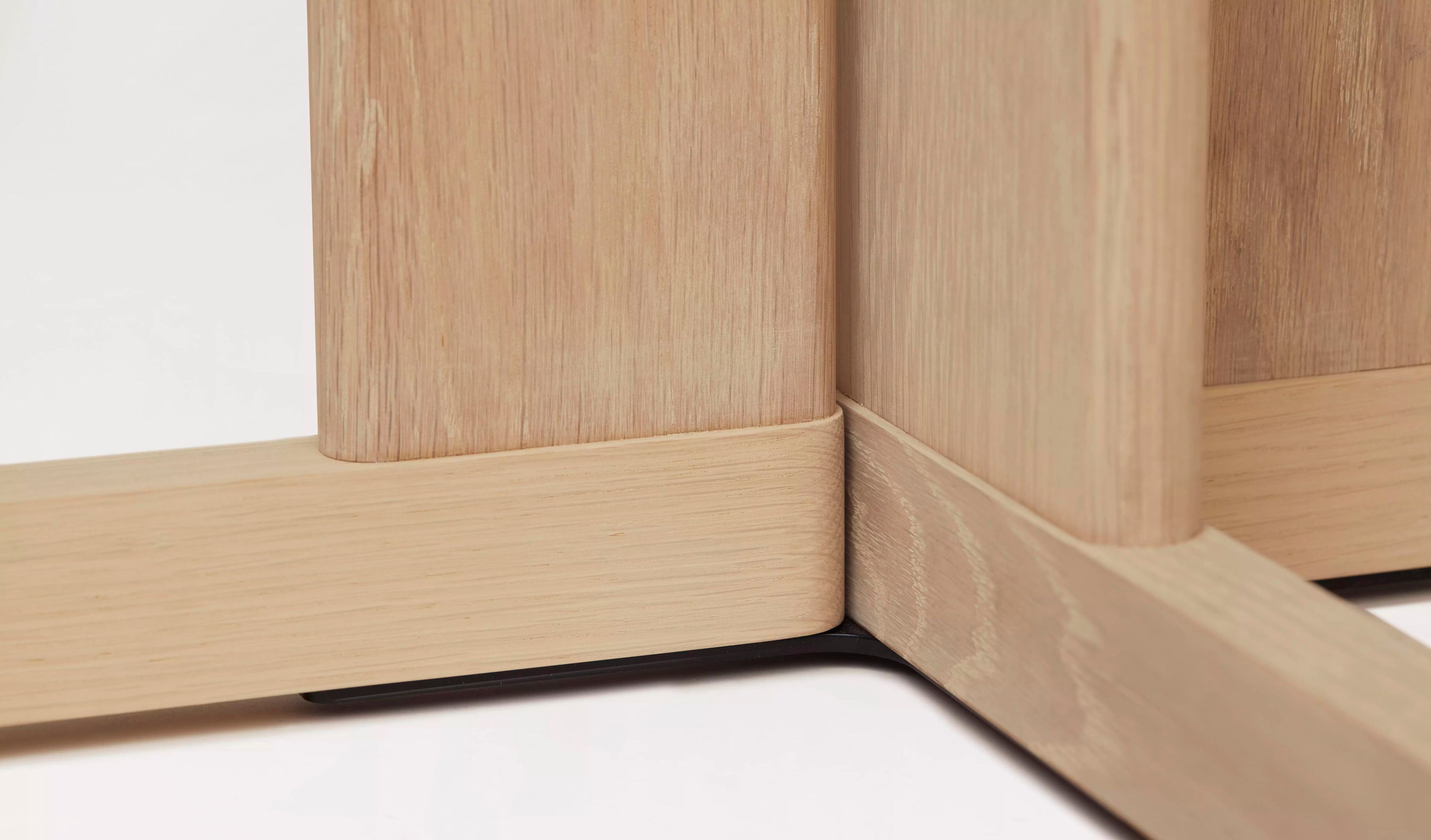 Круглый стол из дуба со спицами Form & Refine Trefoil ARCH-00080822 - Вид №8