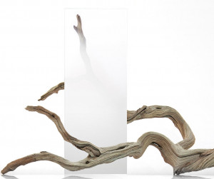 FSRT298 Стекло Vivigraphix Gradiance, показанное на виде, с промежуточным слоем с парообразным рисунком белого цвета и стандартной отделкой Forms-surfaces