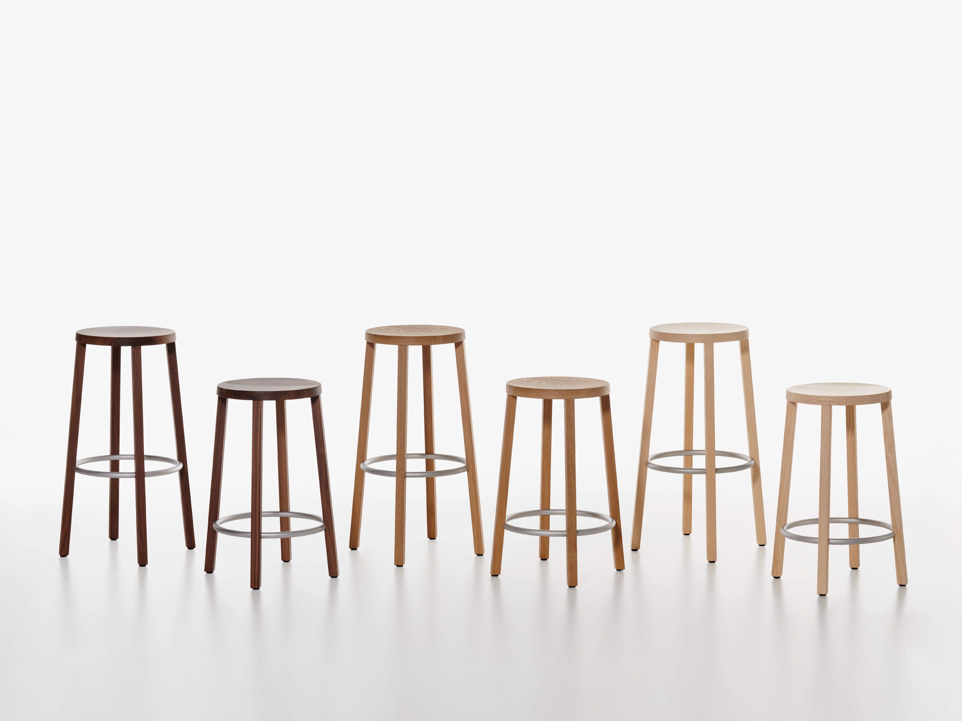 Табурет из грецкого ореха Plank блок ARCH-00008157 - Вид №1