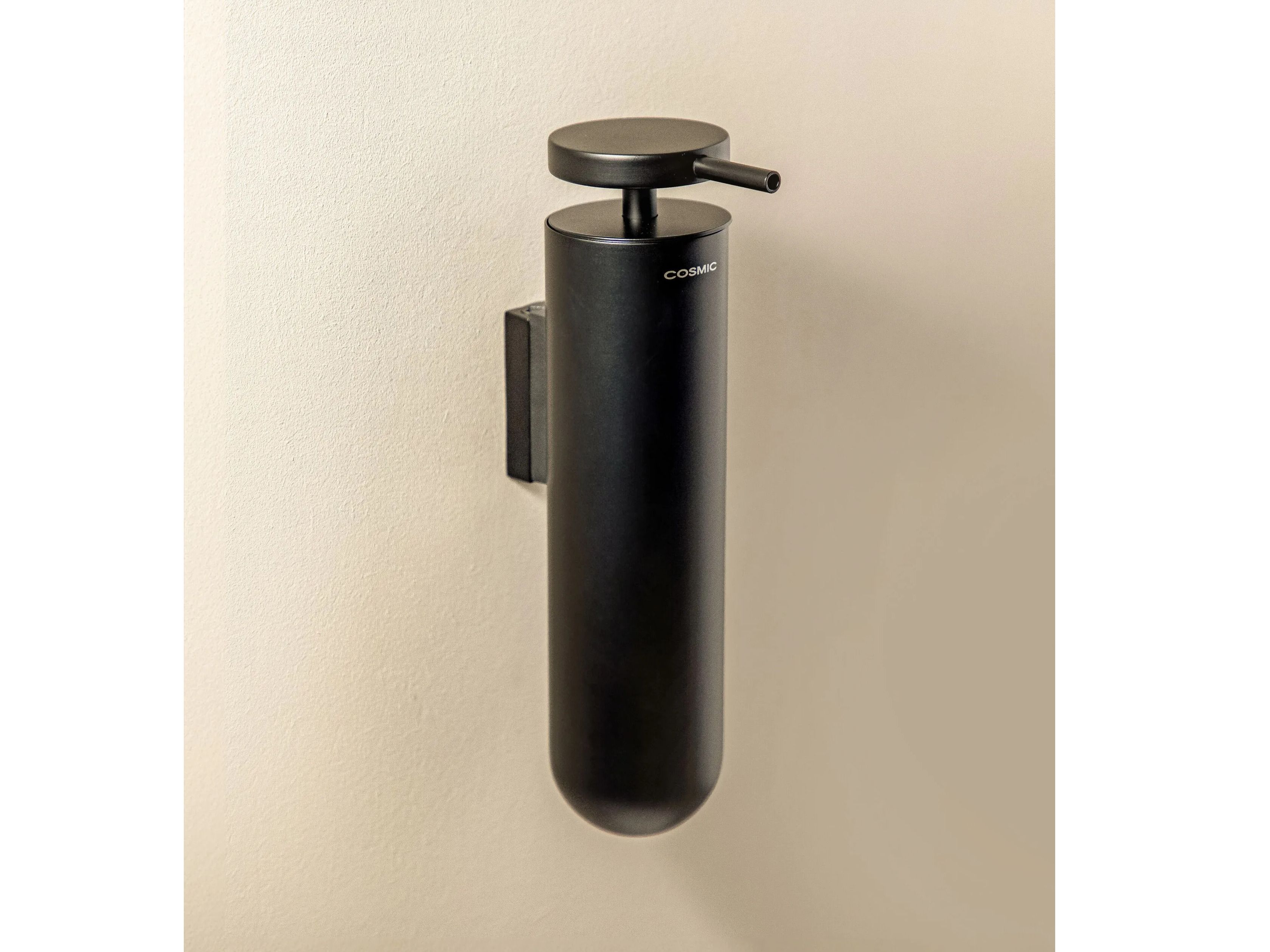 Металлический настенный дозатор мыла Cosmic Гейзер ARCH-00114092