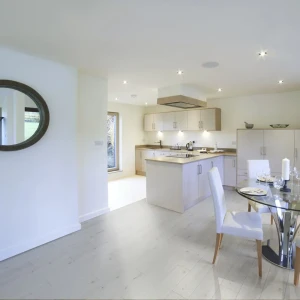 Ламинат «Дуб Дорадо» водостойкость 48 часов 33 класс, толщина 8 мм, с фаской 2.158 м²