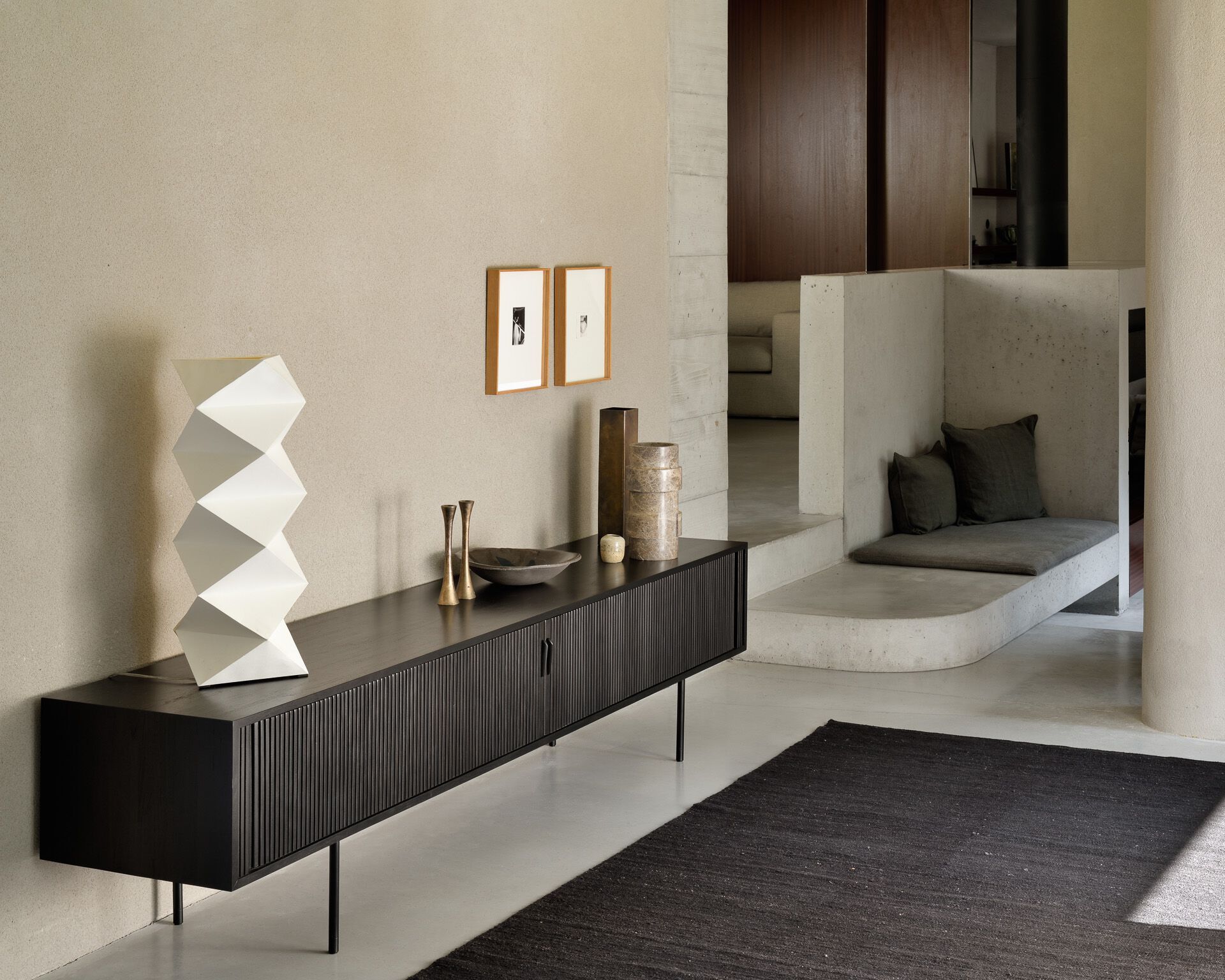 ТВ шкаф из тикового дерева с раздвижными дверями Ethnicraft Roller Max ARCH-00126795 - Вид №8