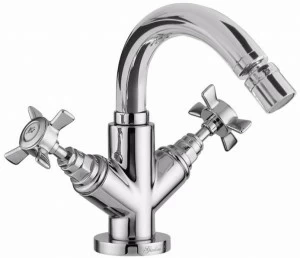 Rubinetteria Giulini Смеситель для биде с одним отверстием и регулируемым изливом для монтажа на террасе G5 F7959a