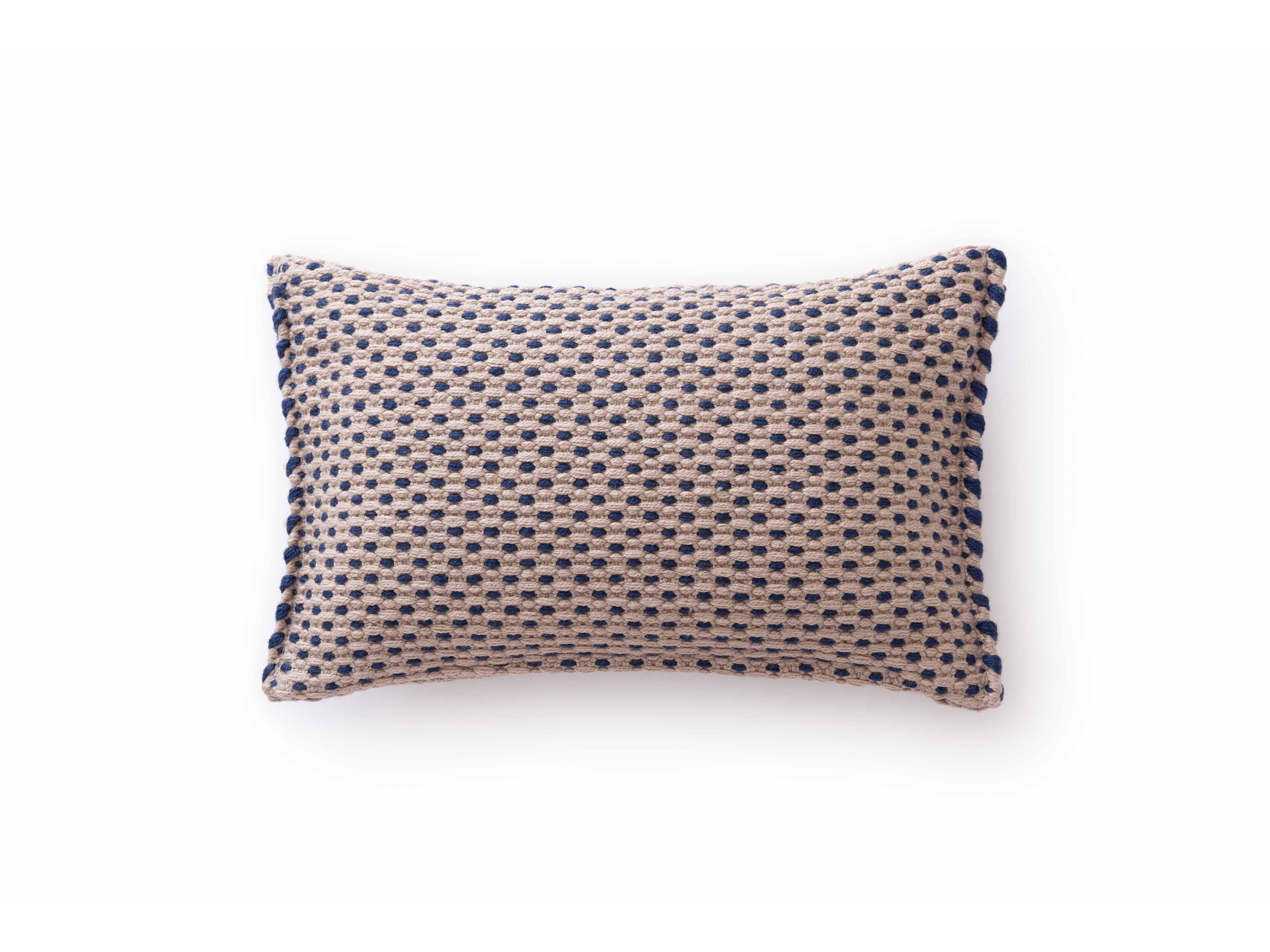 Наружная переработанная ПЭТ-подушка GAN Nomad ARCH-00022381