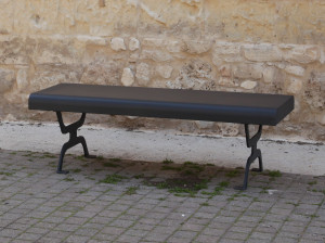 Стальная скамья без спинки