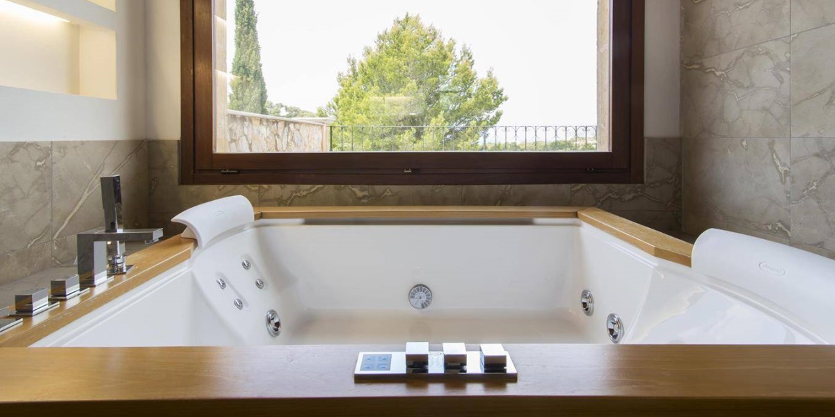 Ванна встроенная с гидромассажем "TOP" Aura Plus 9F43-532 Jacuzzi 9F43532 - Вид №1