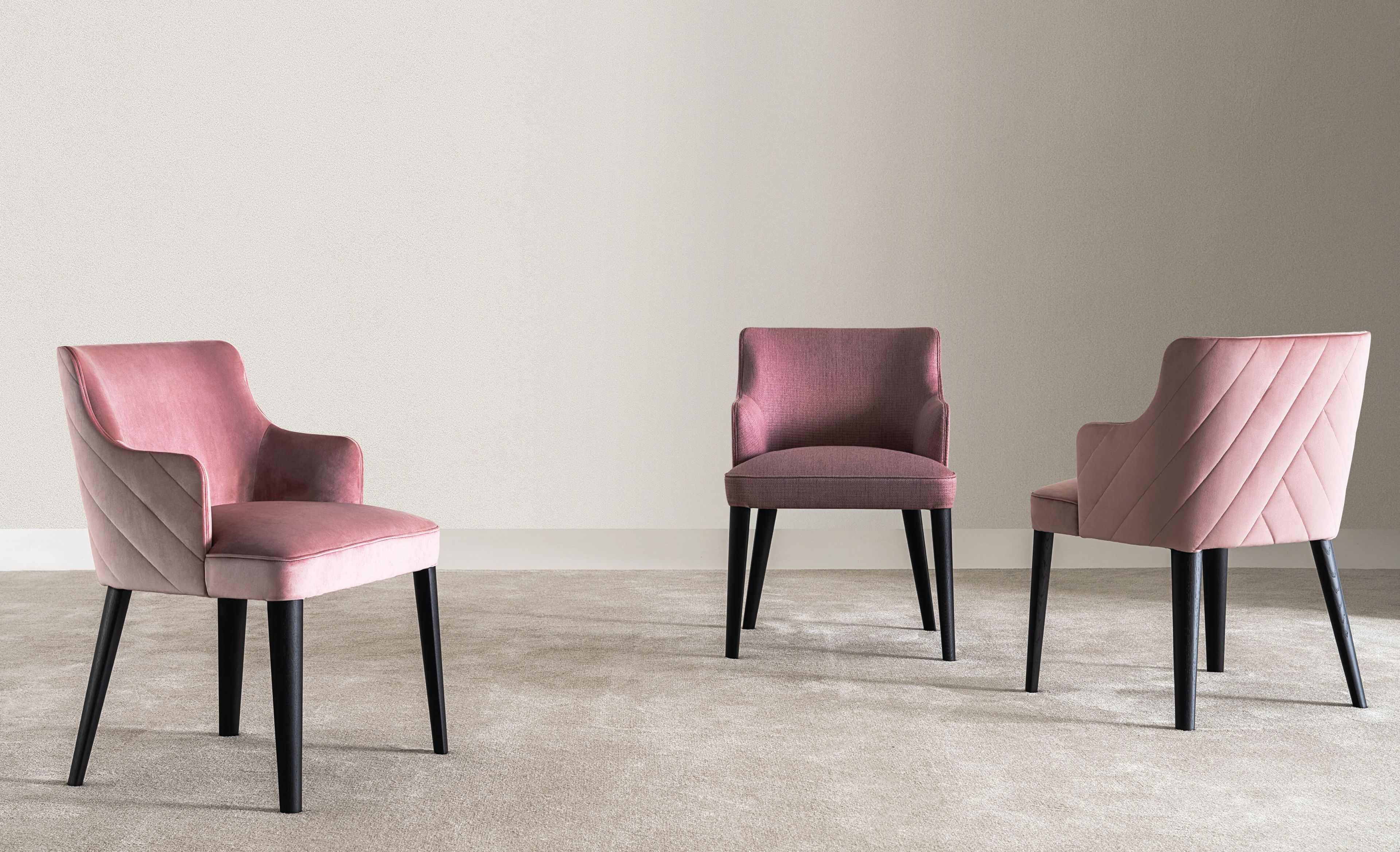 Мягкий тканевый стул с подлокотниками Casamilano Royale ARCH-00145880 - Вид №2