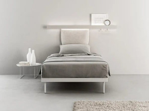 Алюминиевая односпальная кровать с мягким изголовьем