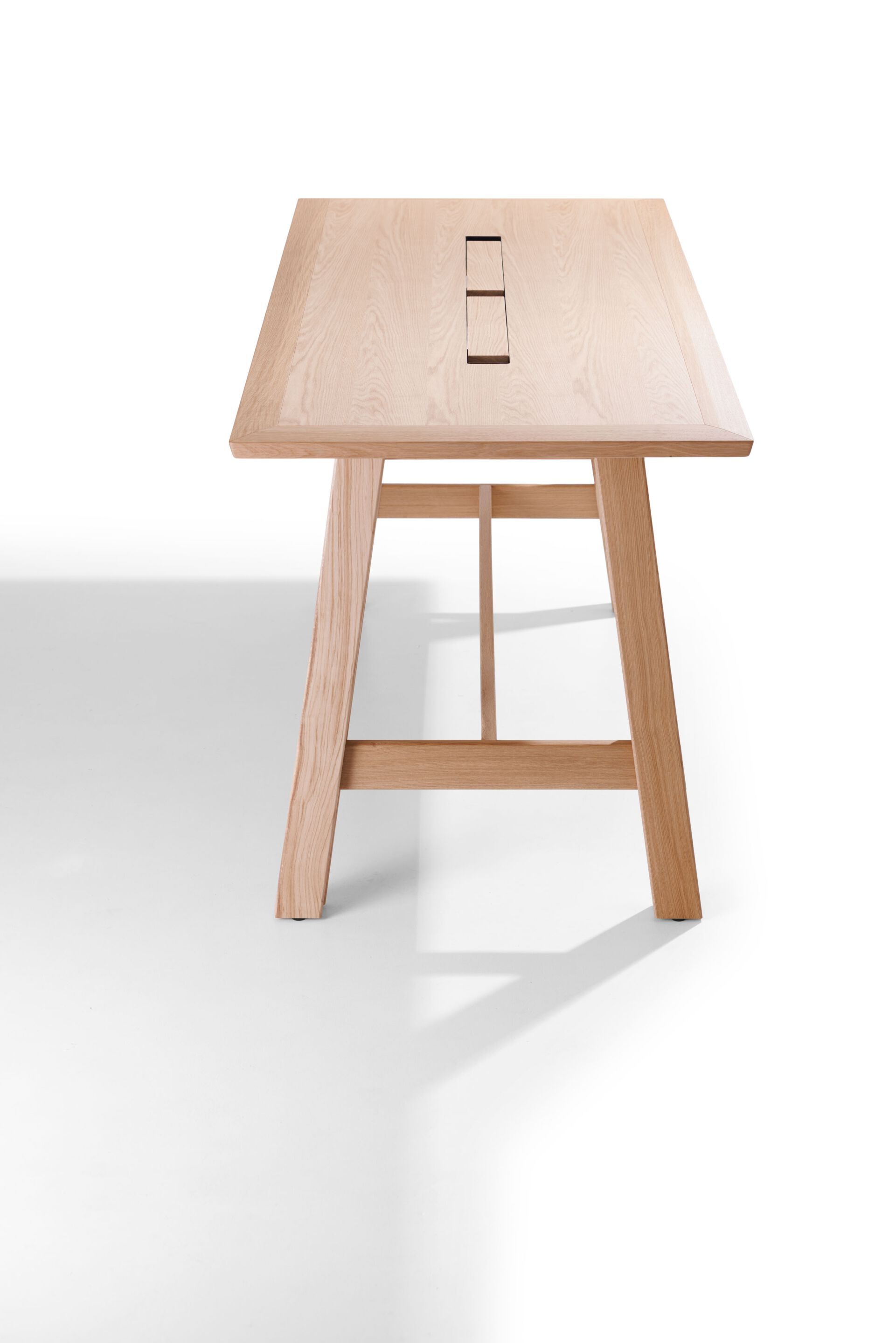 Прямоугольный стол из массива дерева True Design ZUEL ARCH-00115592 - Вид №4