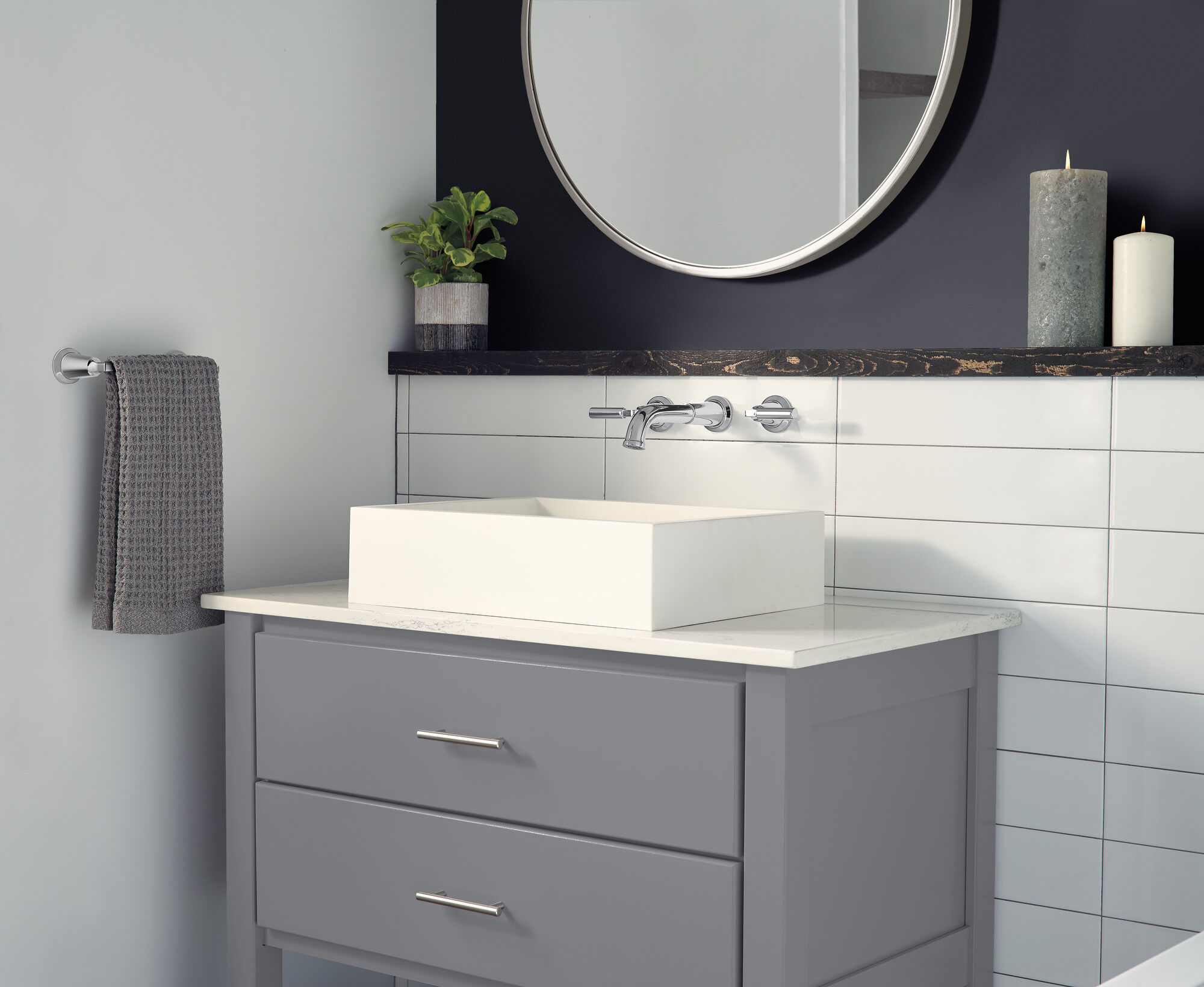 74808-SS 8-дюймовый мини-полотенцесушитель Delta Faucet Bowery Нержавеющая сталь - Вид №2