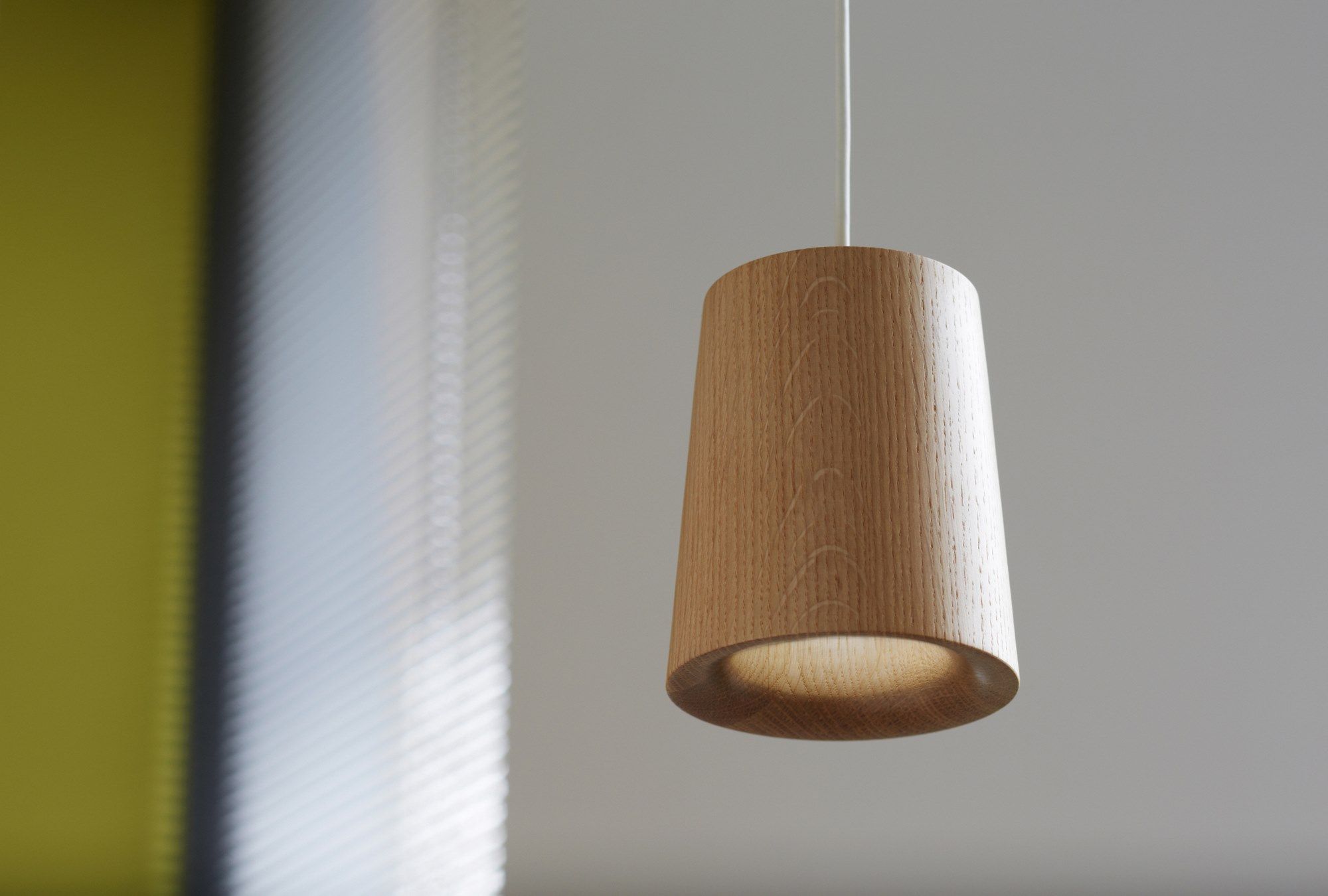 Дуб диммируемый светодиодный подвесной светильник Case Массивная ARCH-00102156 - Вид №1