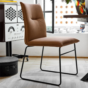 Стул из кожзаменителя