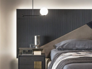 Металлический подвесной светильник