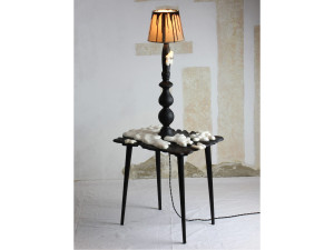 Деревянный торшер