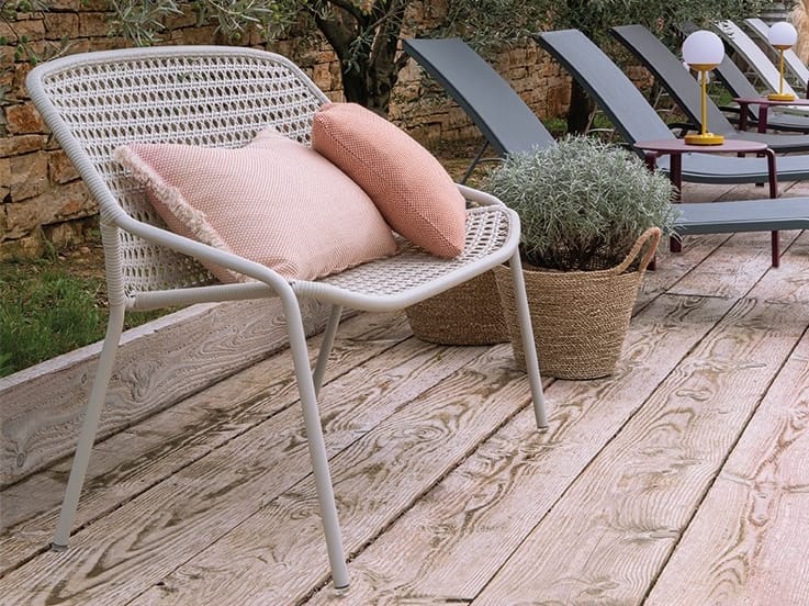 Алюминиевая садовая скамейка со спинкой Fermob CROISETTE ARCH-00070121 - Вид №4