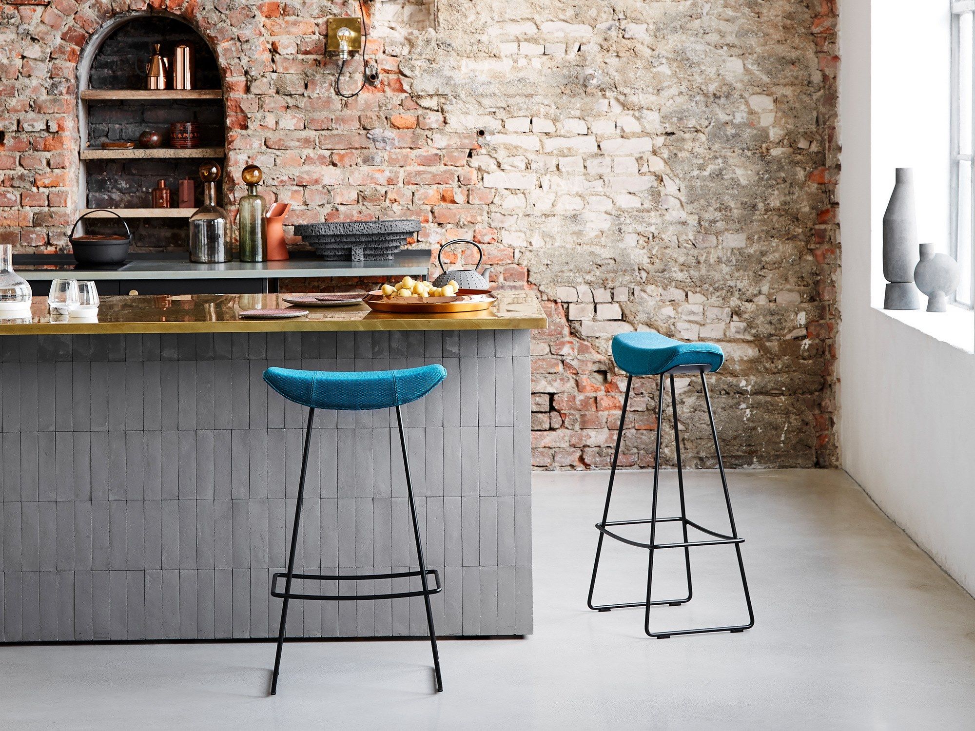 Сани барный стул с подставкой для ног Freifrau KYA BARSTOOL WIRE FRAME ARCH-00050759 - Вид №1