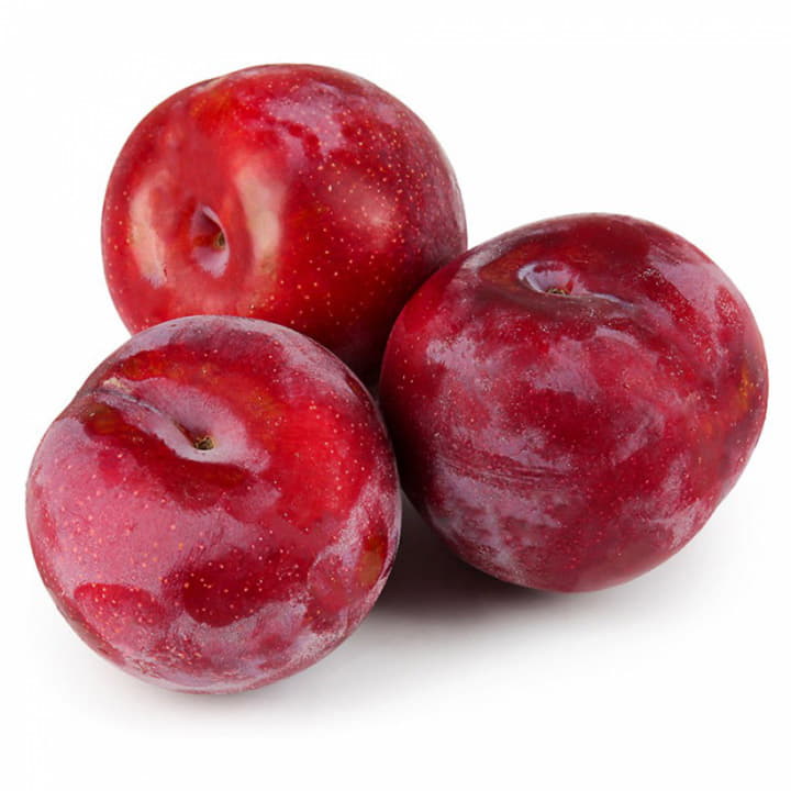 Слива Красная Отборная Santreyd 18797