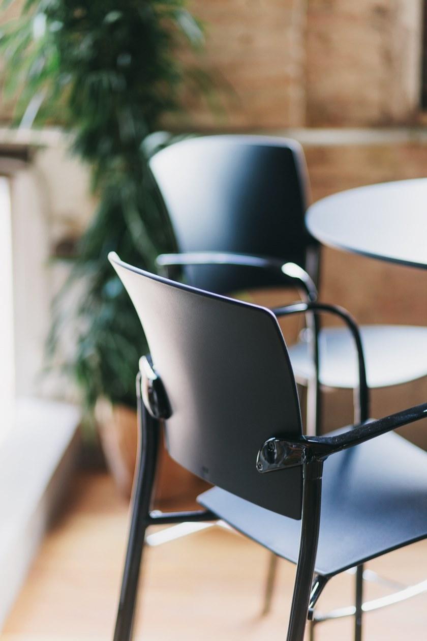 ENEA Табурет высокий полипропиленовый с подлокотниками Eina sun-id-1443771 - Вид №2