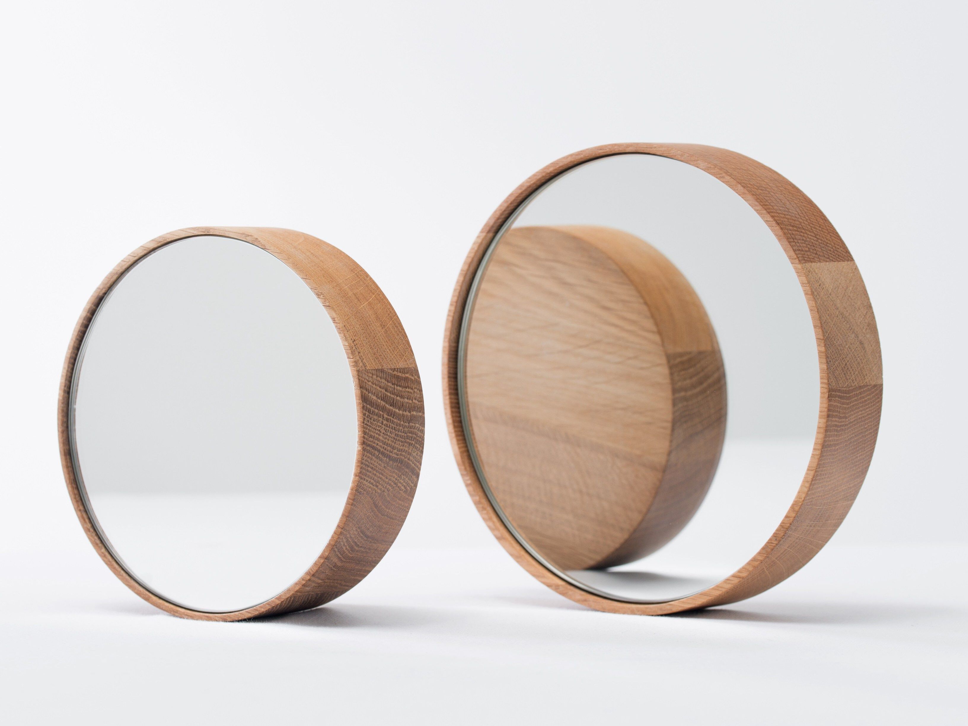 Круглое деревянное зеркало с рамкой In Stock ST FURNITURE ARCH-00065298