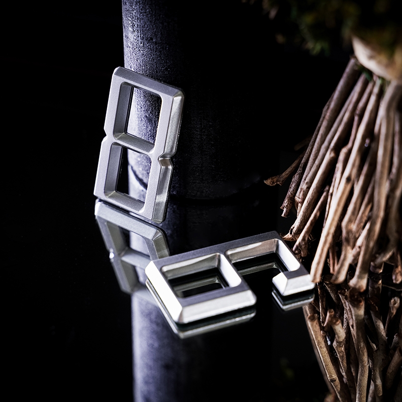 Дверной номер  «8», 37х5х60 мм, серебро LJPS0088 Public Steel Россия  - Вид №2