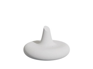 Бетонная скамья со спинкой