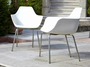 ALMA DESIGN Штабелируемый полиэтиленовый стул с подлокотниками Y chair 2090