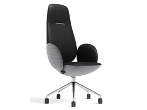 Офисное кресло с высокой спинкой