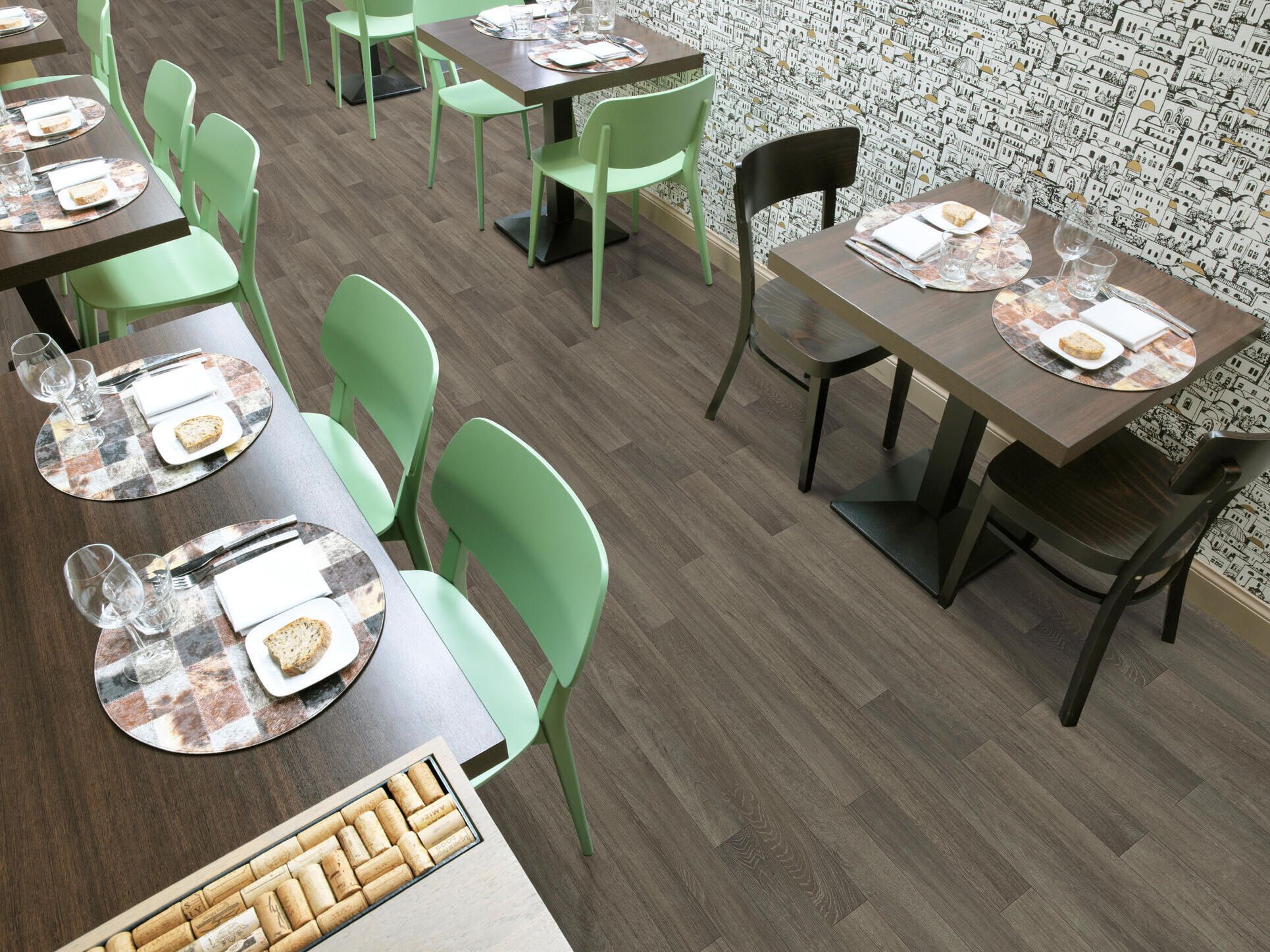 Нескользящий виниловый пол с эффектом дерева BEAUFLOR Tex-style ARCH-00047972