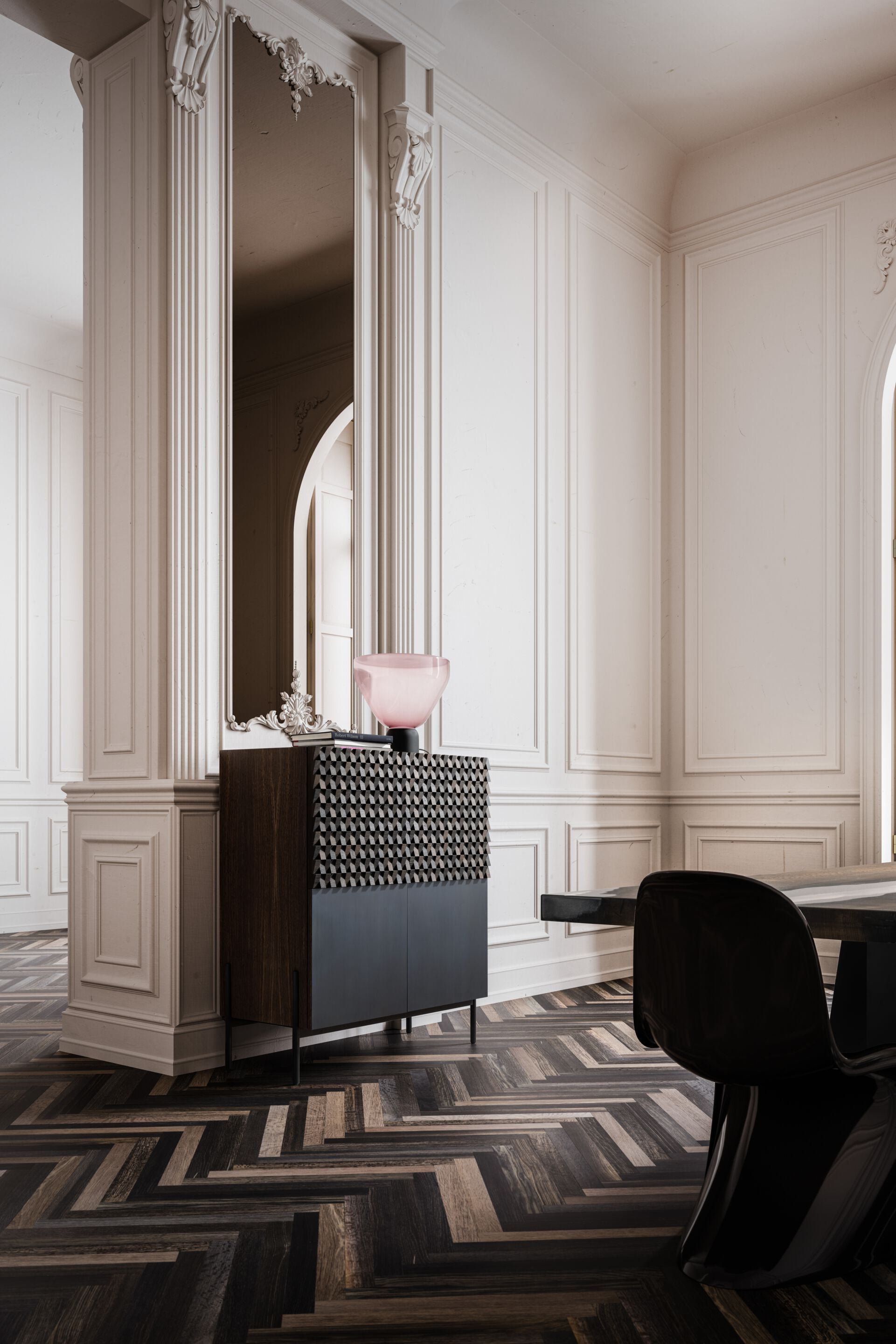 Шкаф из ископаемого дуба Teúkhō PELIA ARCH-00015731