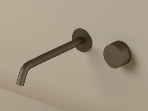 Латунный настенный смеситель для раковины с 2 отверстиями