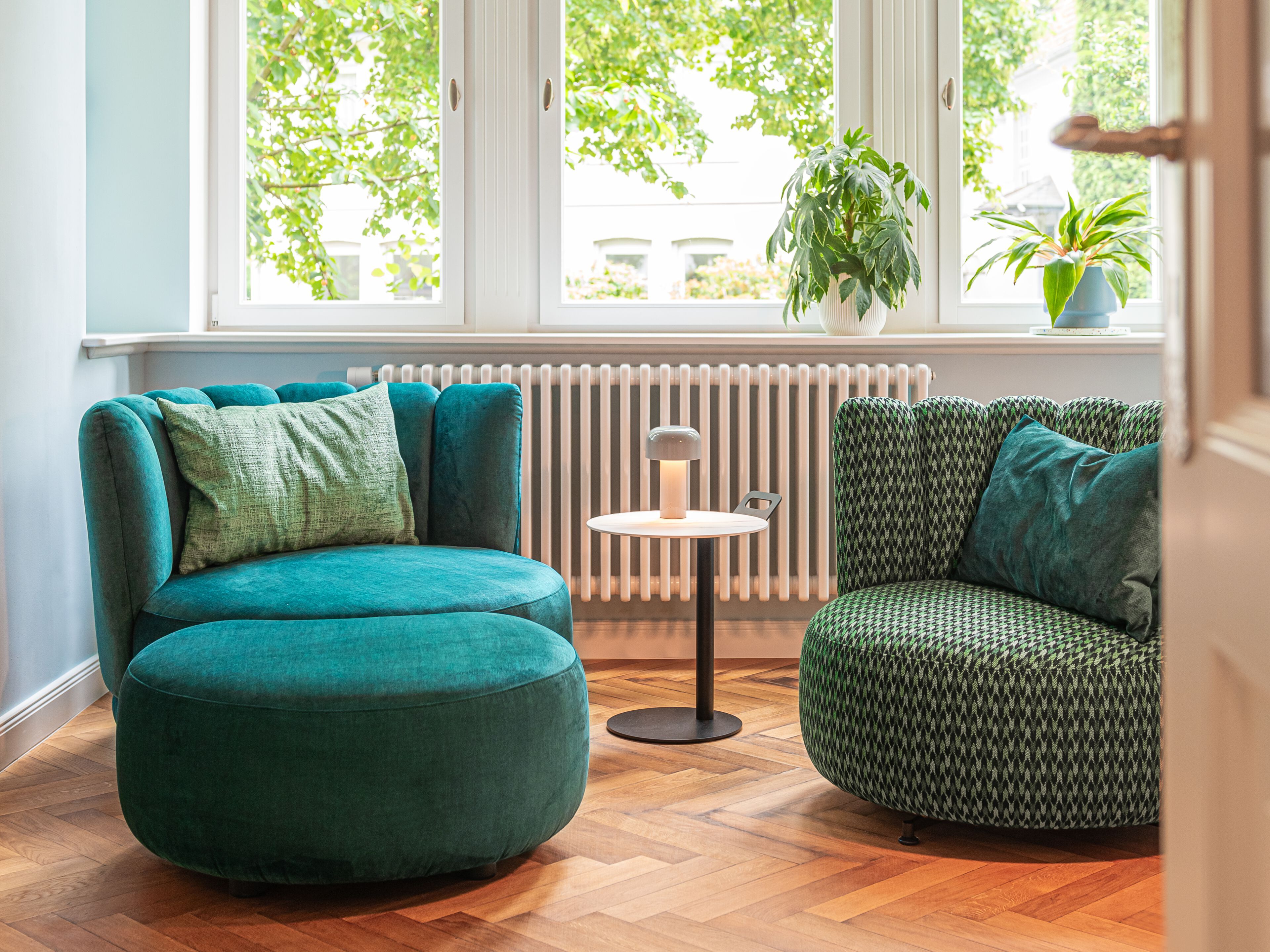 Тканевое кресло с подставкой для ног KFF ARCH-00135959 - Вид №10