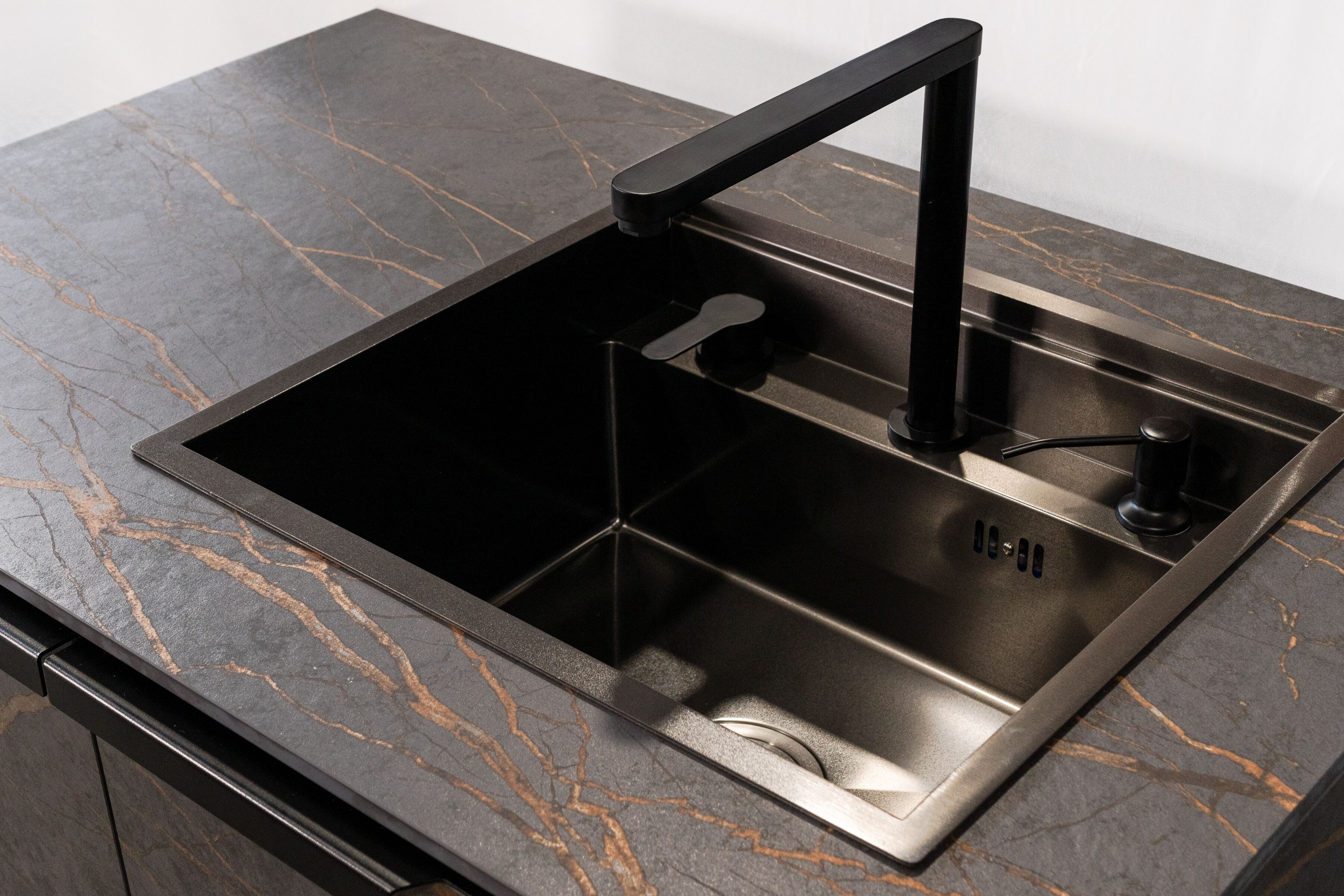 Открытая кухня с барбекю и раковиной Q-boo ARCH-00147675 - Вид №4