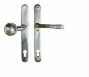 Dauby Ручка на пластине с накладкой Pure® 8547