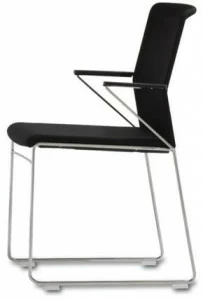 Wiesner-Hager Штабелируемый конференц-стул с салазками и подлокотниками Outline 6876