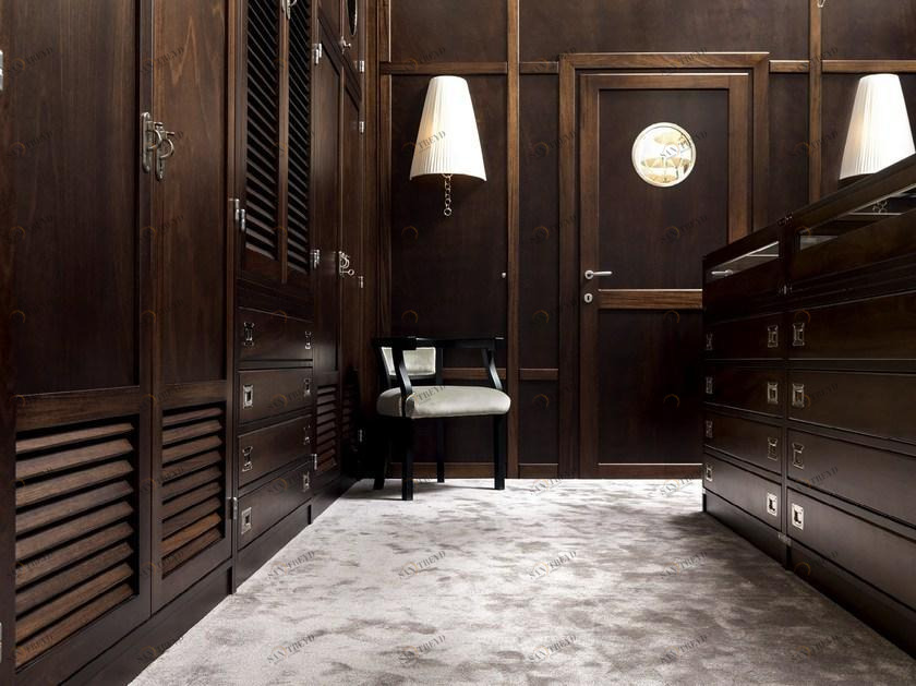 Caroti Встроенный шкаф с буазери и межкомнатной дверью. Via montenapoleone sun-id-1376174