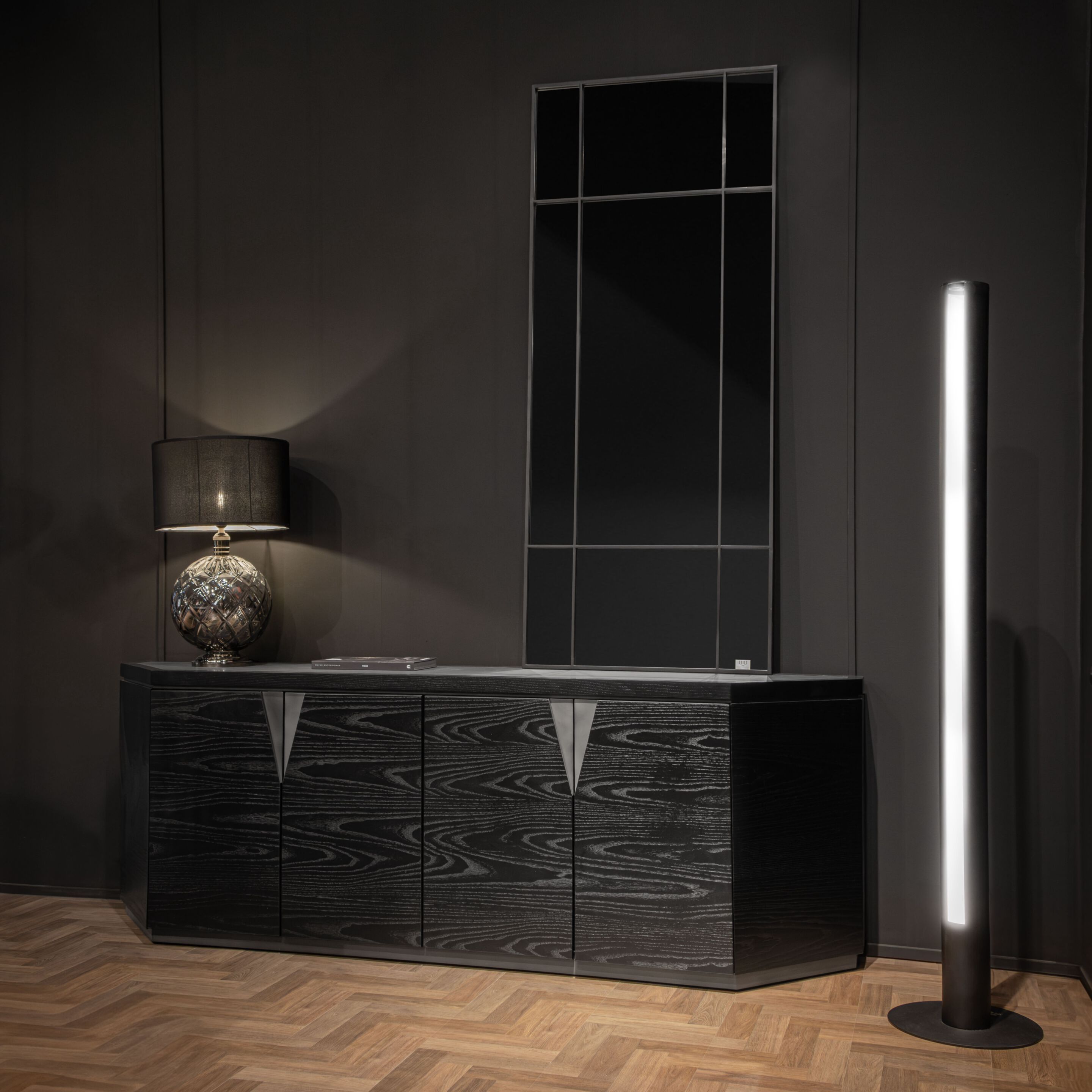 Деревянный шкаф с распашными дверями Wayne Enterprises Home Collection WE-148 ARCH-00124406 - Вид №1