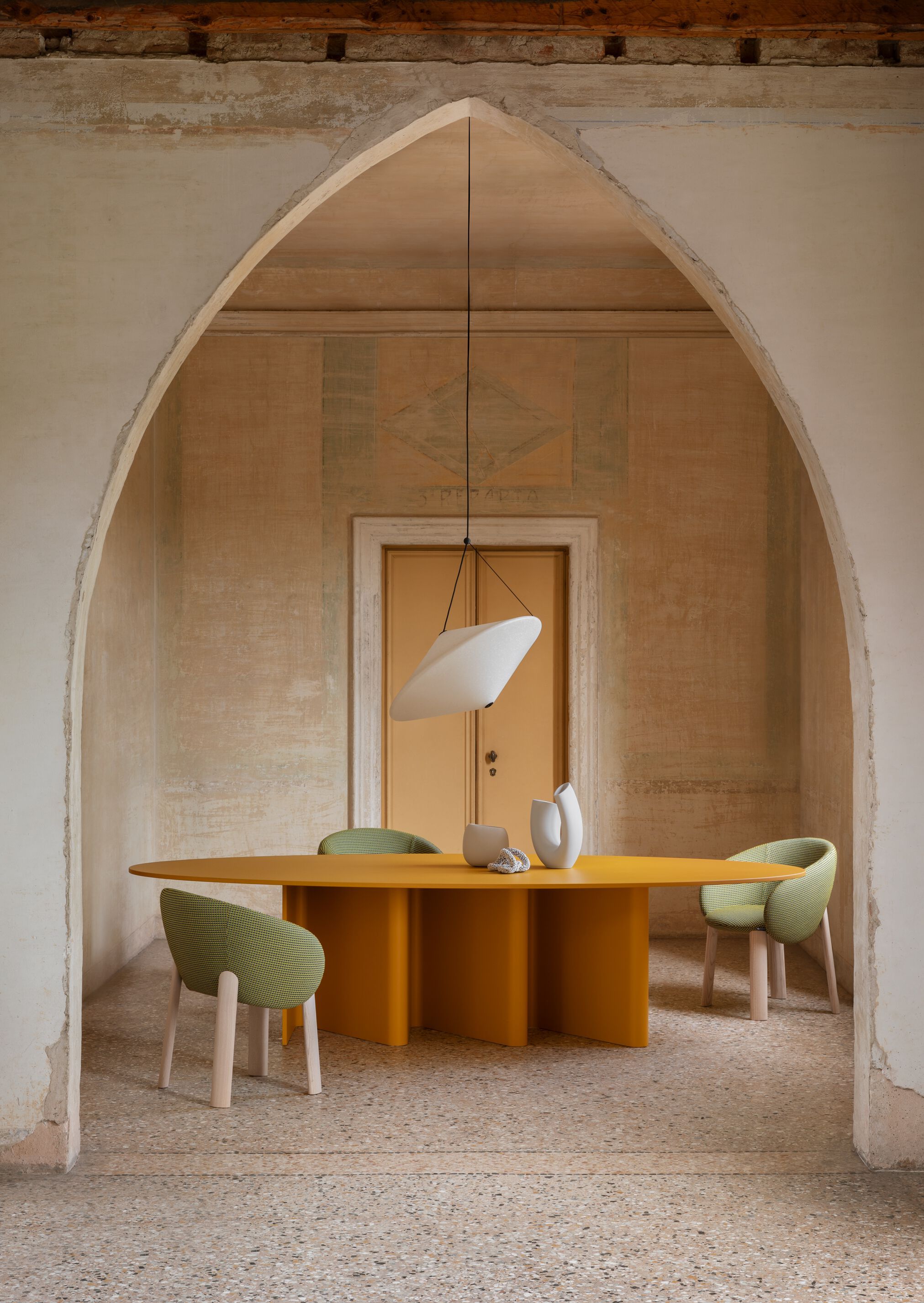 Овальный обеденный стол Miniforms нами ARCH-00038185 - Вид №3