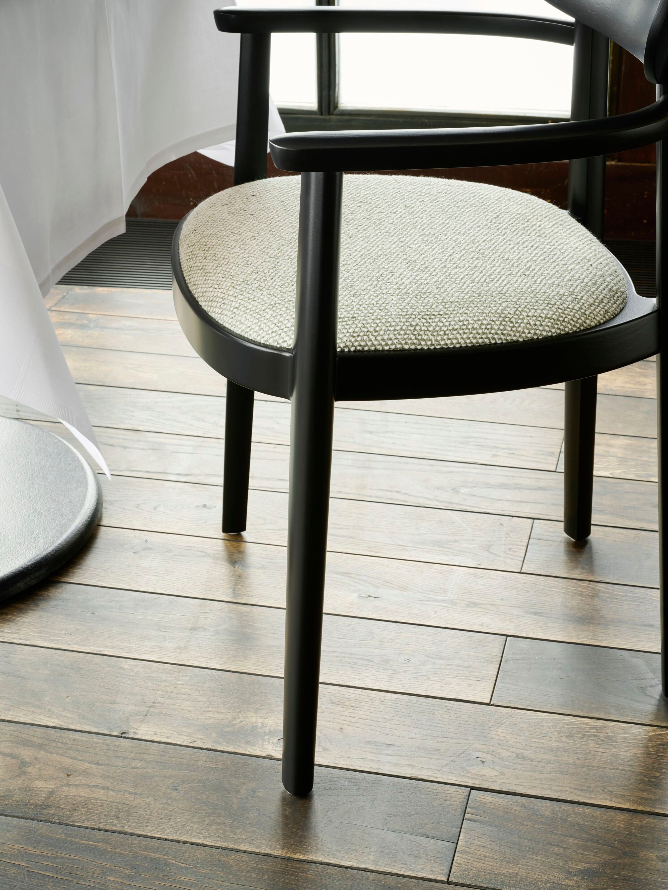 Стул из массива дерева с мягким сиденьем THONET 118 ARCH-00055507 - Вид №5