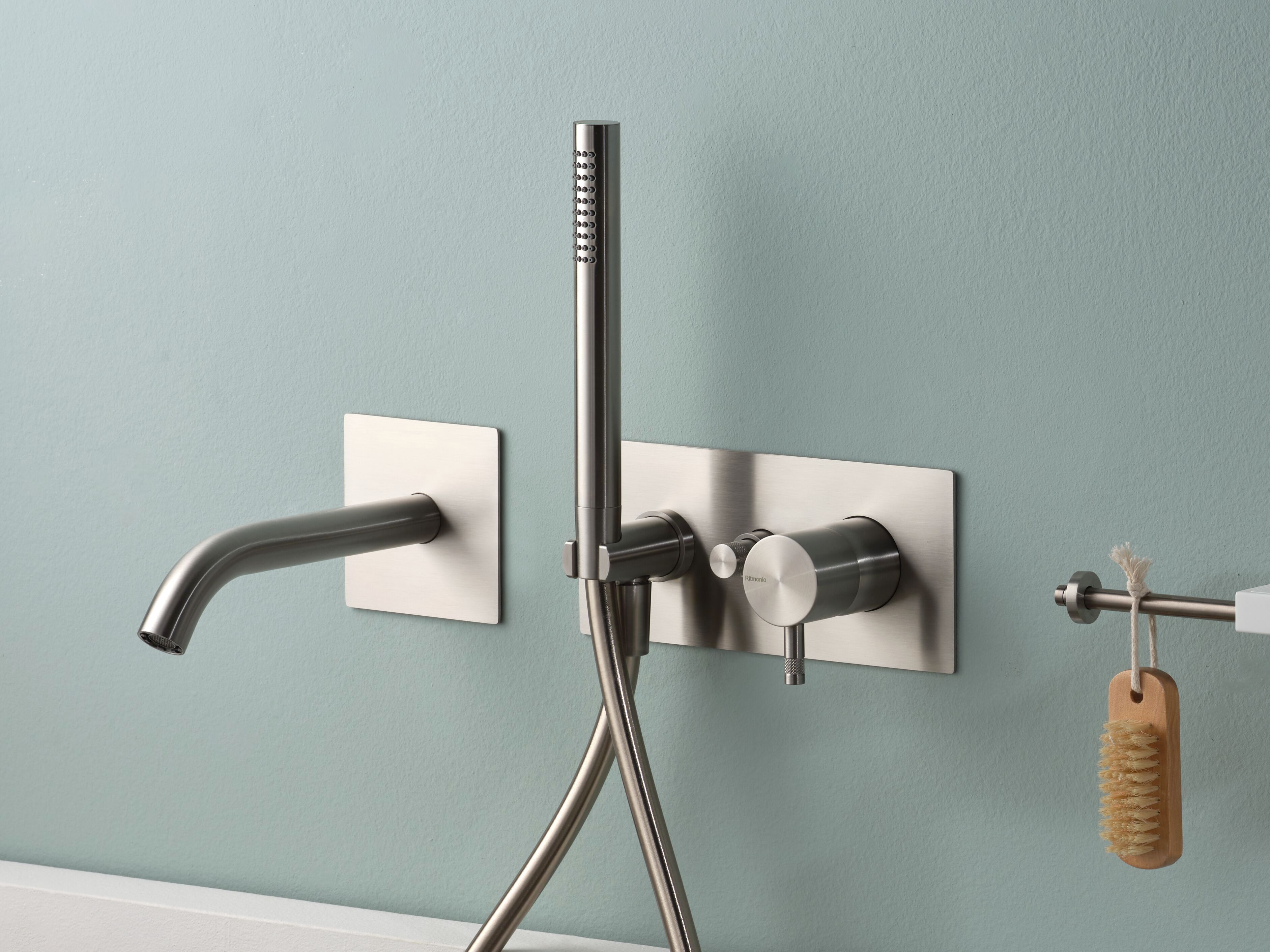 Настенный смеситель для ванны из нержавеющей стали с ручным душем Ritmonio Diametro35 Inox ARCH-00122953
