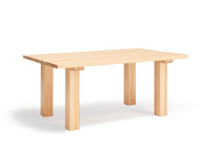 Деревянный стол