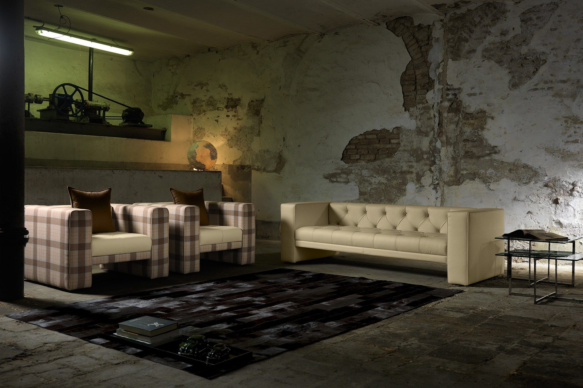 3-местный кожаный капитонный диван Domingo Salotti ARCH-00153184 - Вид №1