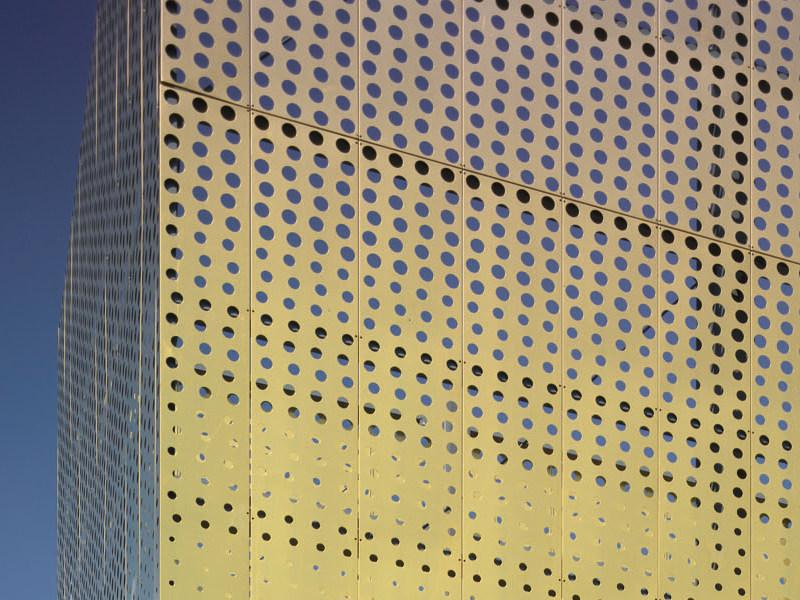 KME Architectural Solutions Перфорированный лист для облицовки фасада Tecu® design sun-id-1371222 - Вид №1