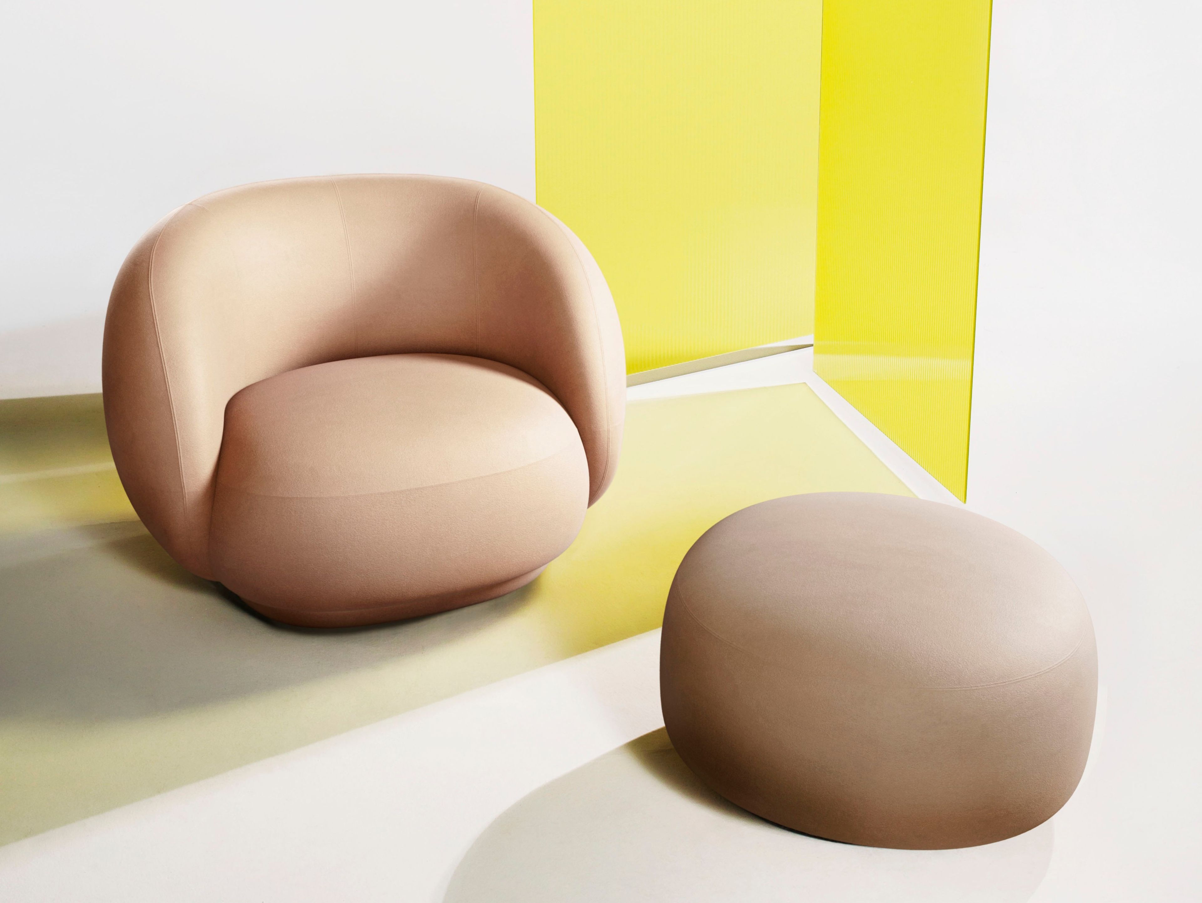 Тканевое кресло с подлокотниками Tacchini Julep ARCH-00122538