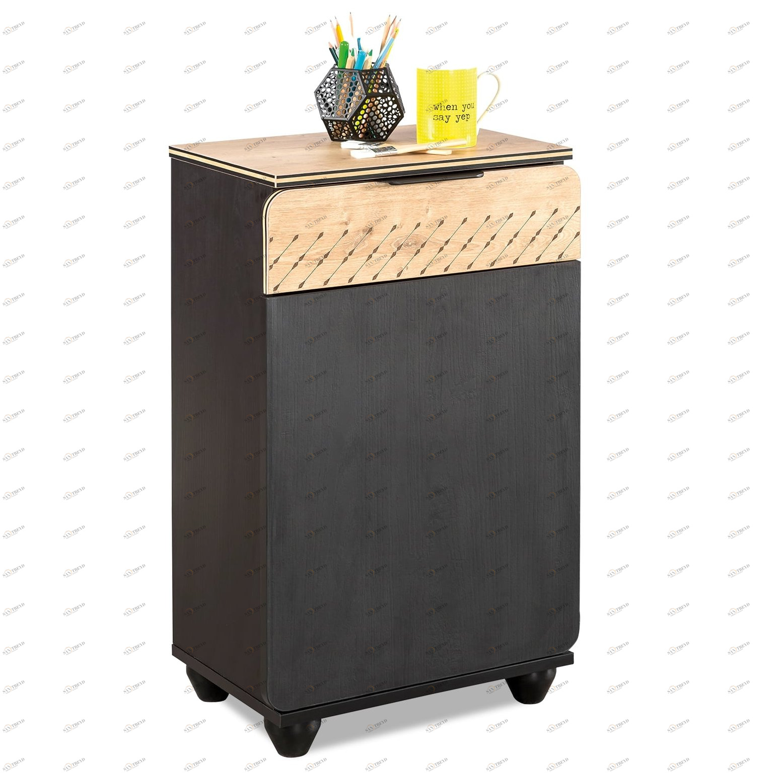 Тумбочка узкая черная с дверцей Black CILEK BLACK 00-3832582 Черный Santreyd