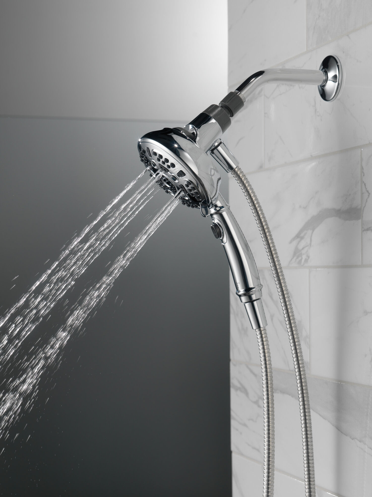 75506 Ручной душ SureDock ™ с 7 настройками Delta Faucet DELTA Хром - Вид №10