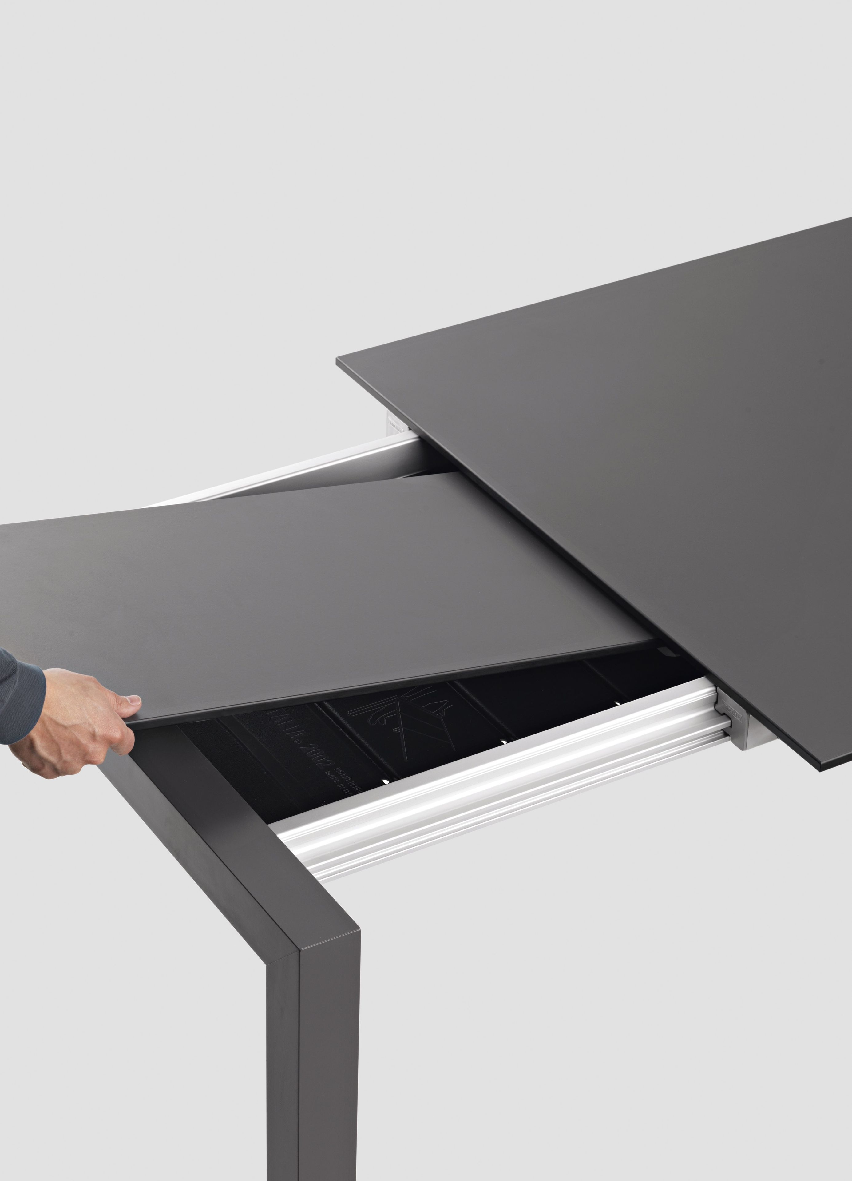 Выдвижная таблица в Linecompact Kristalia ARCH-00138388 - Вид №7
